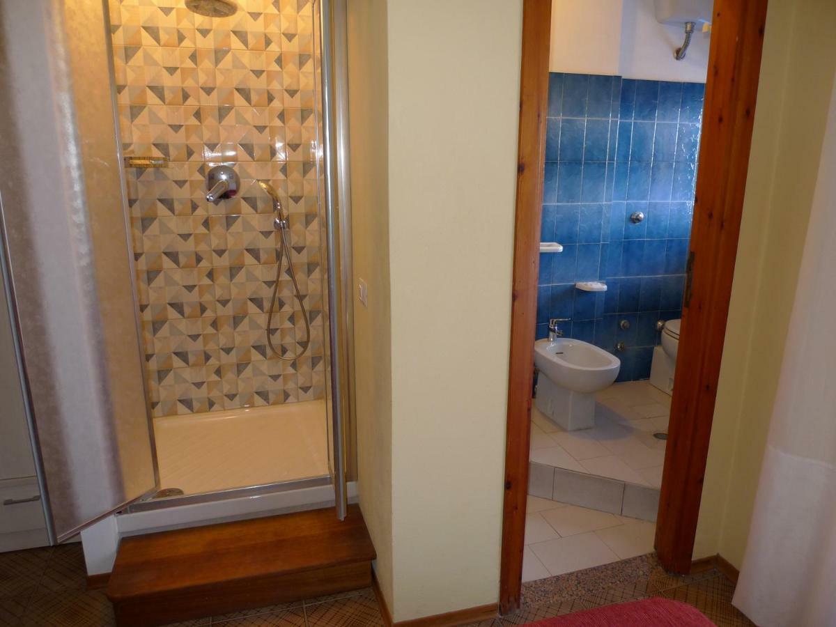 סנטה דומניקה Hotel Alexander מראה חיצוני תמונה